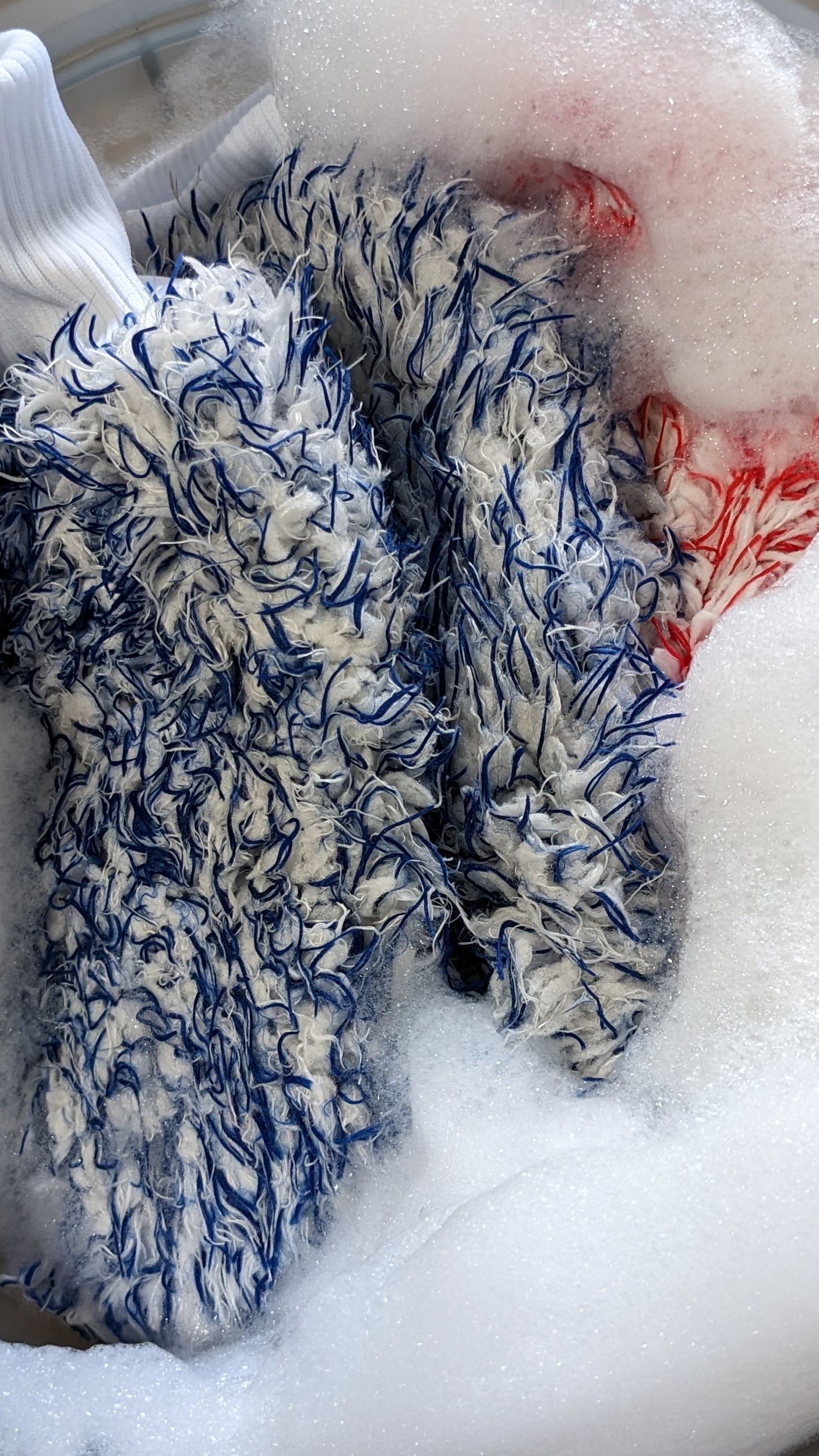 Ultra Soft Blue Wash Mitt